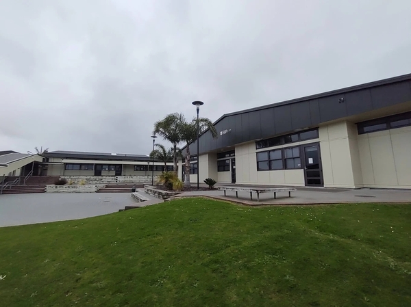 MACLEANS COLLEGE - AUCKLAND